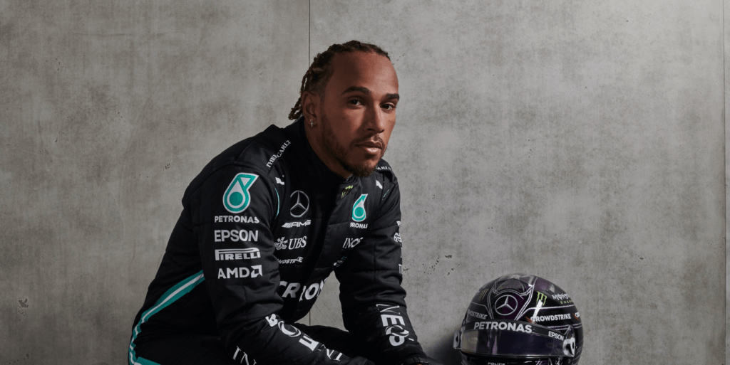 Lewis Hamilton, un pilote engagé au-delà des pistes